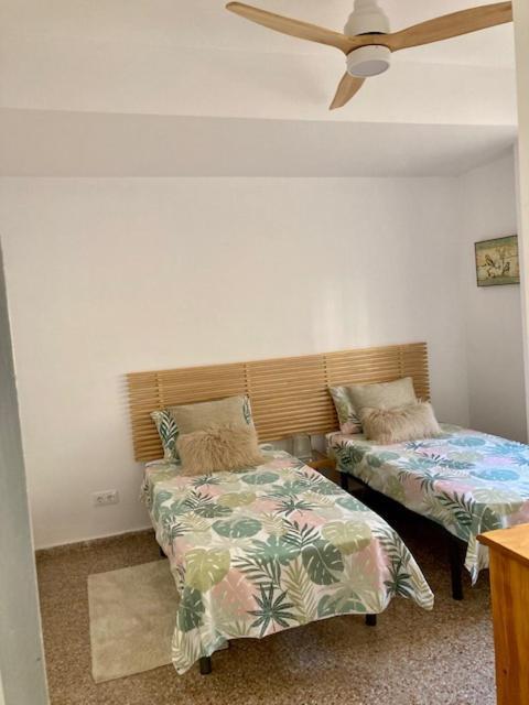 Piles Playa Beach Apartment Екстериор снимка